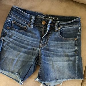Women’s American eagle shorts